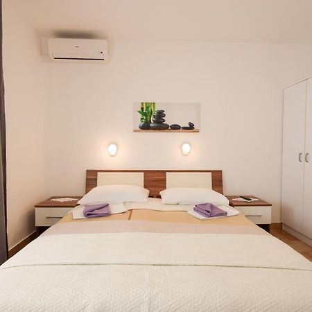 B&B Villa Ivona Baška Voda Dış mekan fotoğraf
