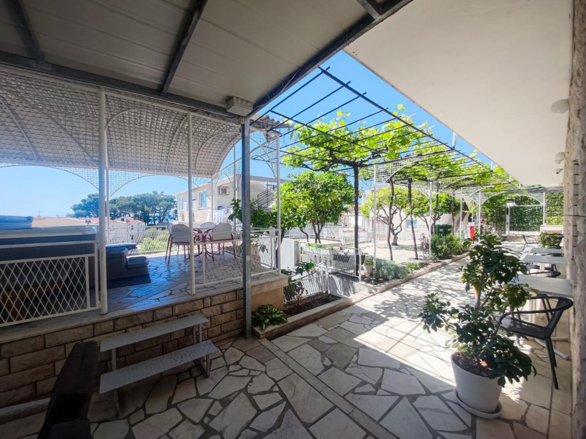 B&B Villa Ivona Baška Voda Dış mekan fotoğraf